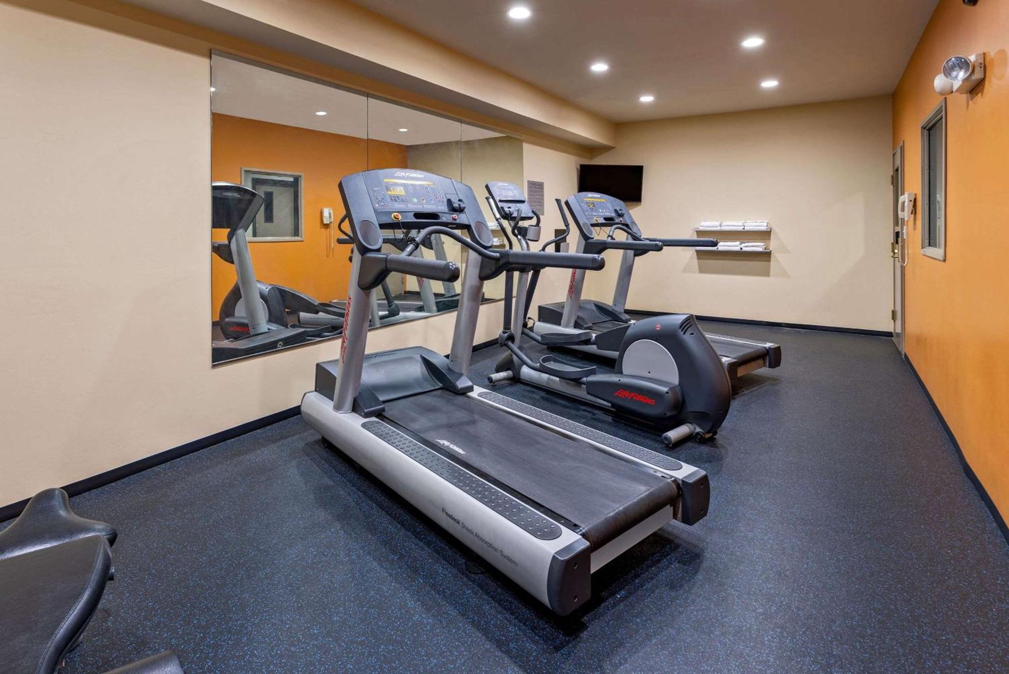 Country Inn & Suites By Radisson, Salisbury, Md מראה חיצוני תמונה