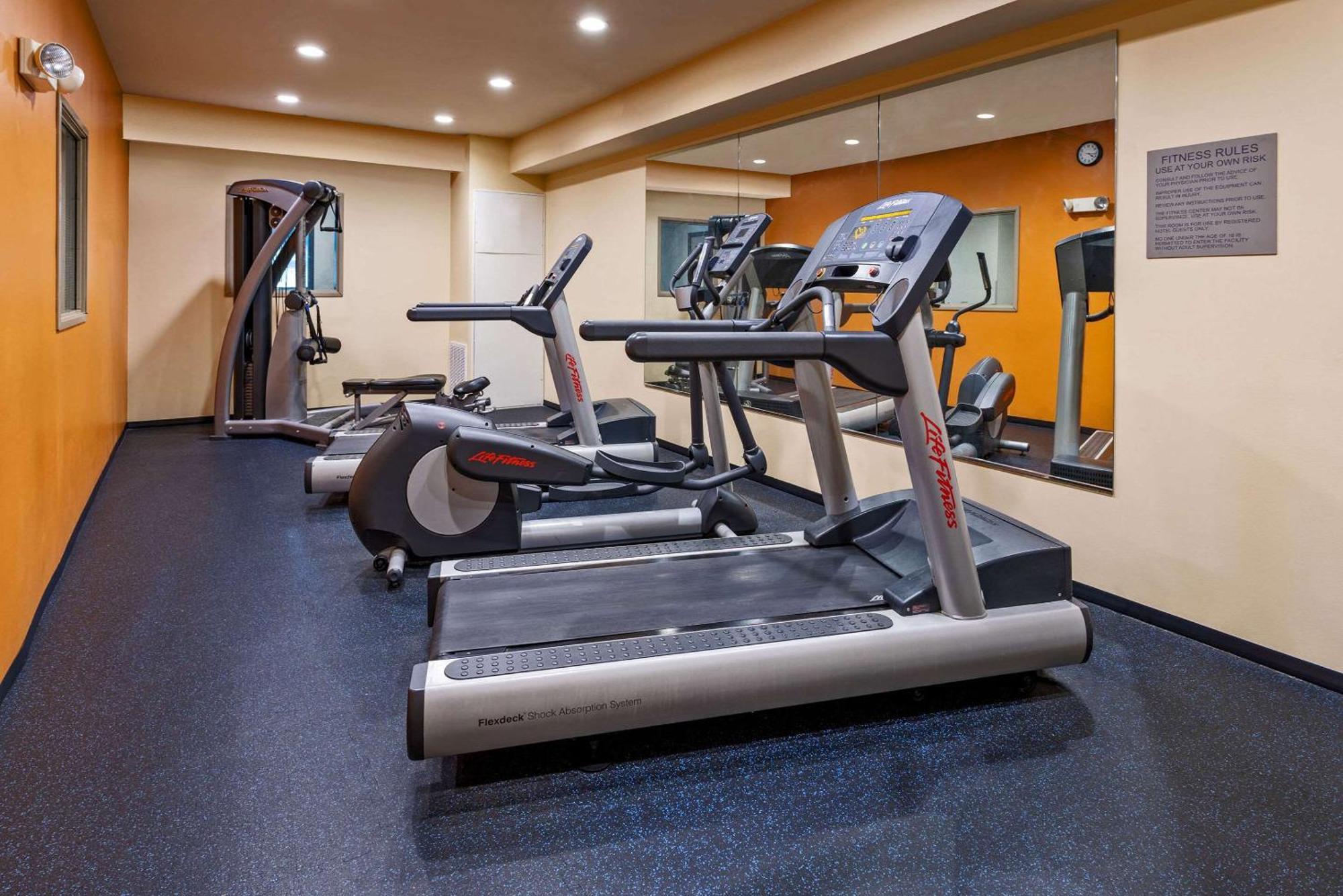 Country Inn & Suites By Radisson, Salisbury, Md מראה חיצוני תמונה